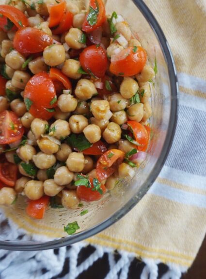 Tomato & Chickpea Salad